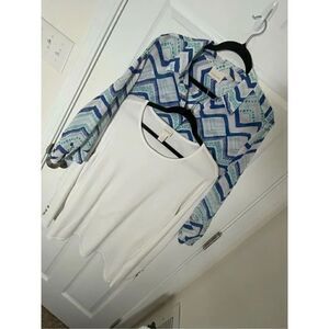 Chicos women’s lot bundle blouse and sweater size XL. Chicos size 3